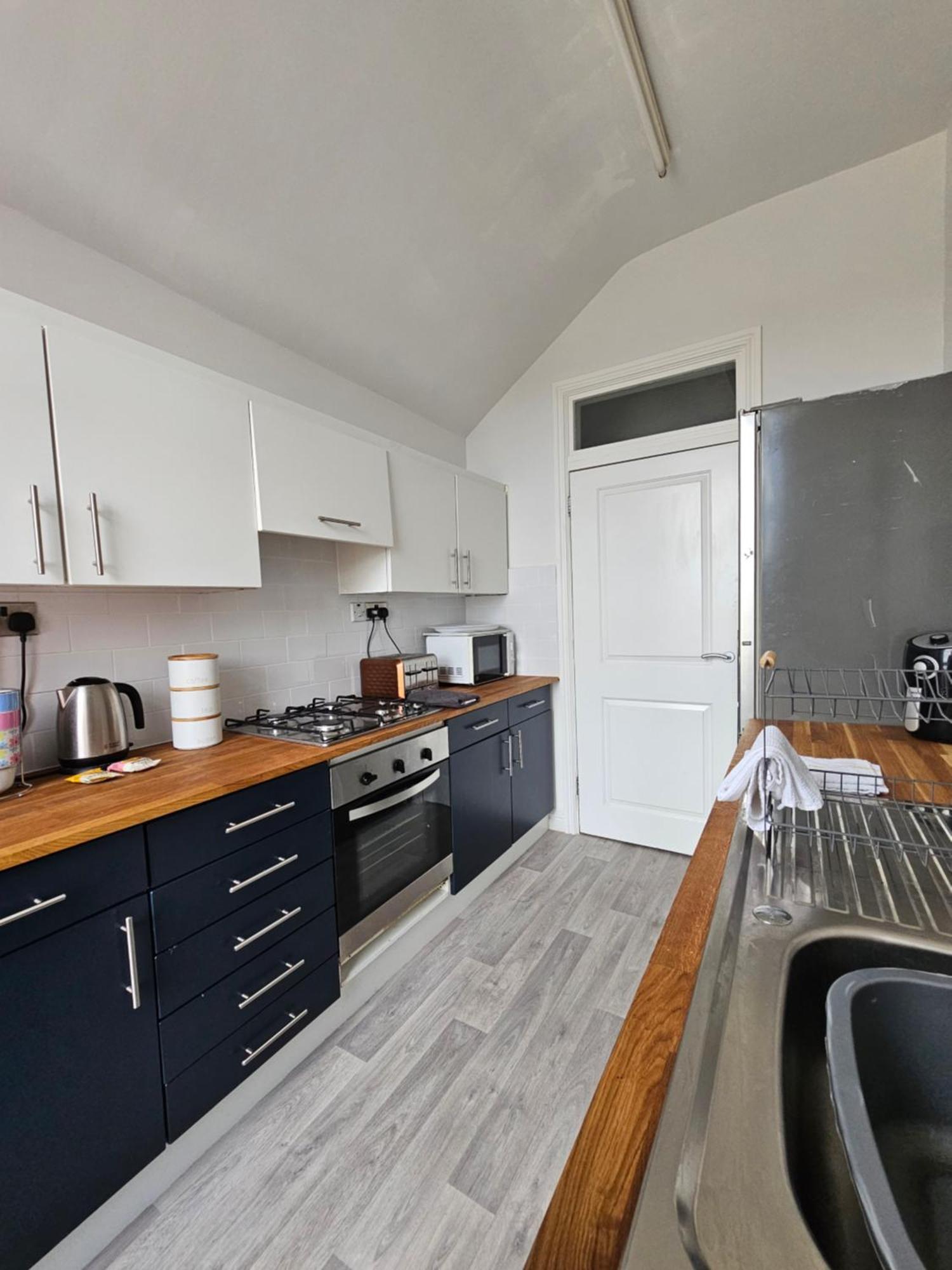 2 Bed Apartment Lakeside On The Promenade Southport Exterior foto